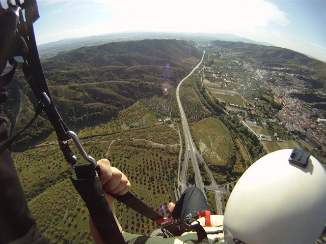 Полет на параплане над горами Сьерра-Невада, Испания