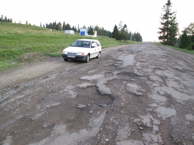 Разрушенные украинские дороги были для меня хорошей тренировкой перед поездкой по монгольским грунтовым дорогам
