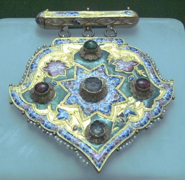 Экспонаты в Азербайджанском музее