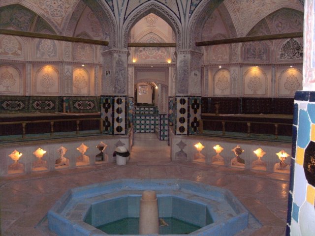 Ванная (хамам) султана Емир Ахмед, 16-тый век