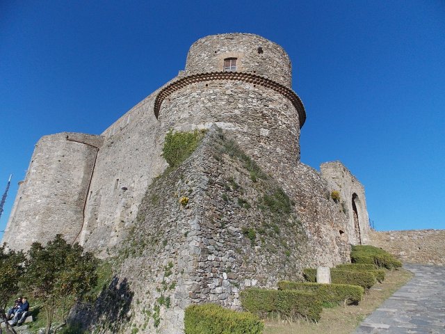 древний замок