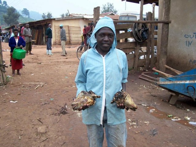 Местные жители, Уганда