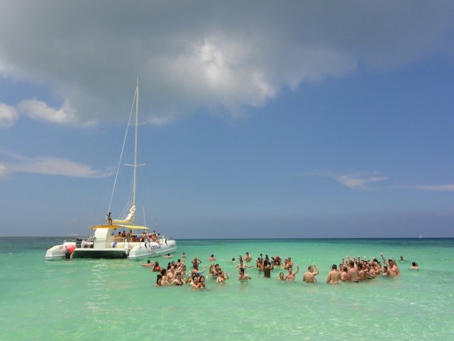 Остров Соана, Доминикакана
