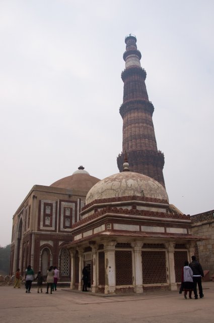 Кутб-Минар, Дели, Индия