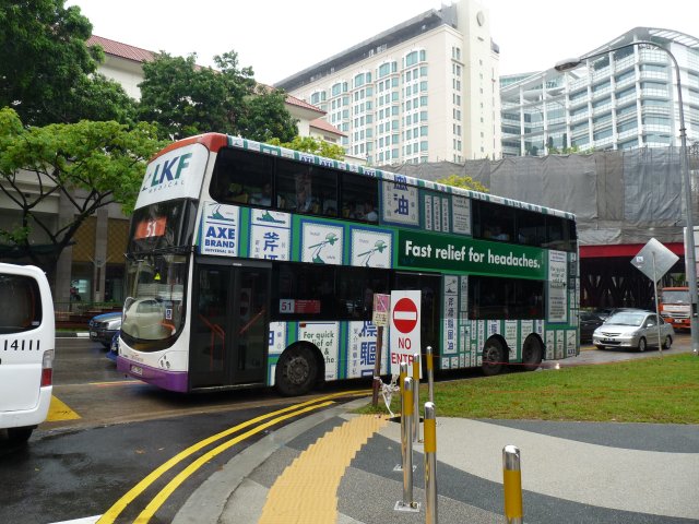 Сингапурский автобус