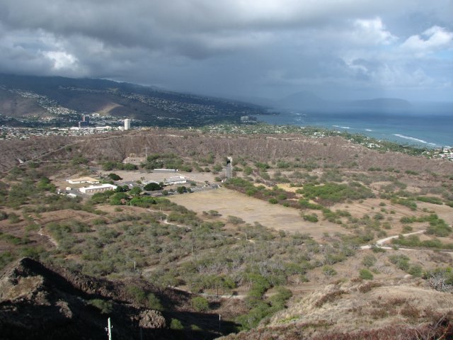 Вид с горы Diamond Head, остров Оаху, Гавайи