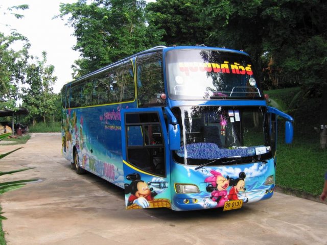 Экскурсионный автобус