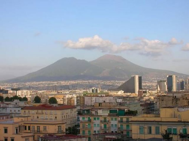 Неаполь, Италия