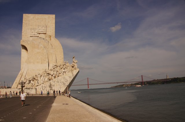 Памятник Первооткрывателям, Лиссабон, Португалия
