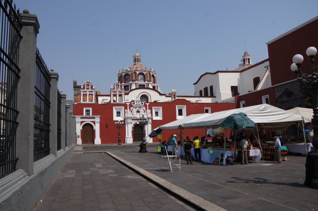 Церковь Санто-Доминго в Пуэбле, Мексика