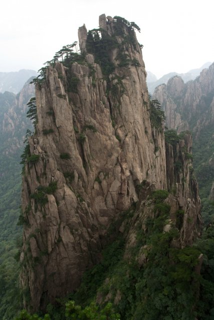 Горы Хуаншань в Китае