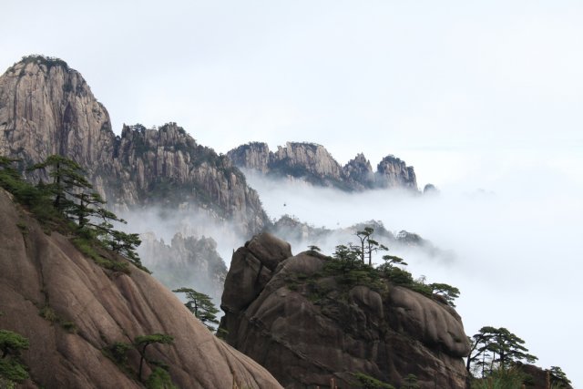 Горы Хуаншань в Китае