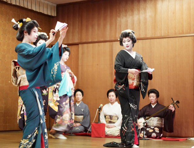 Танец гейш, Япония