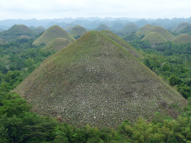 Шоколадные холмы (Chocolate Hills), Бохол, Филиппины