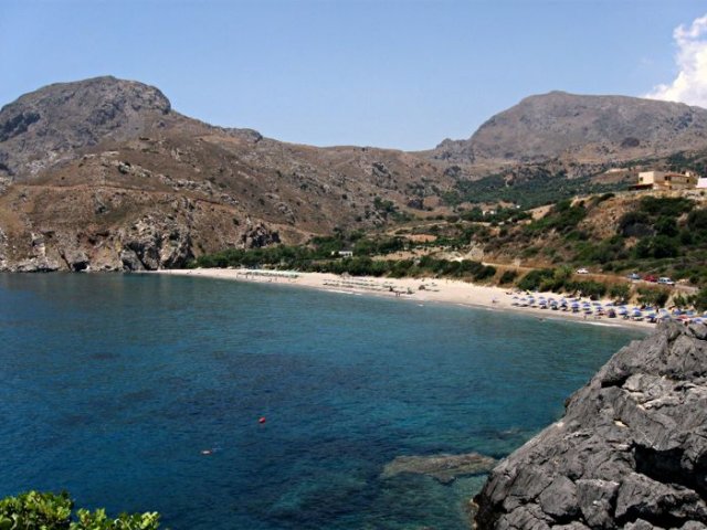 Пляж Соуда близ городка Плякияс на Крите, Греция
