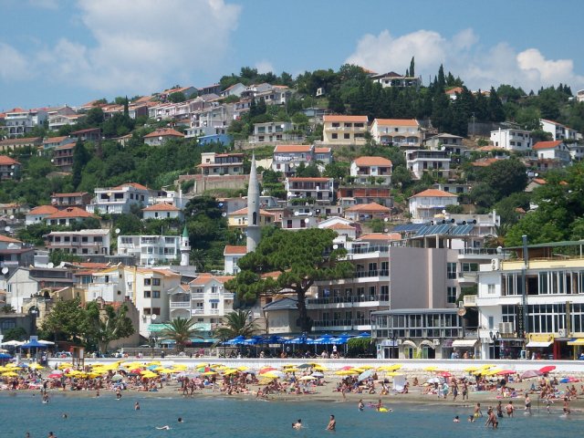 Площадь Mala Plaza, Ульцинь, Черногория