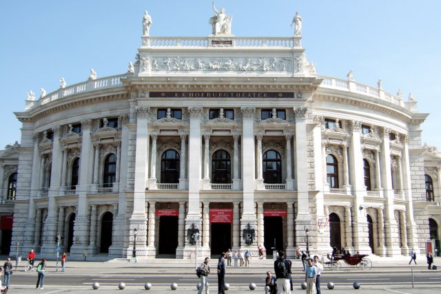 Бургтеатр в Вене, Австрия