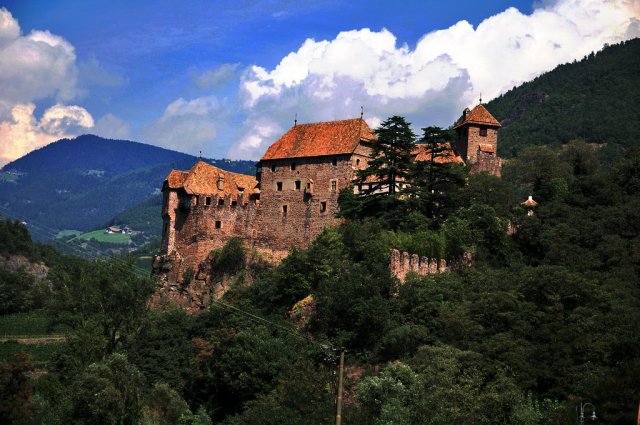 Замок Ронколо, Больцано