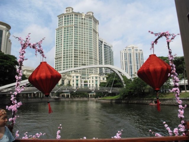 Grand Copthorne Waterfront/ вид с кораблика, Сингапур