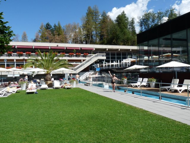 Центр здоровья Felsentherme, открытый в 2004 г.