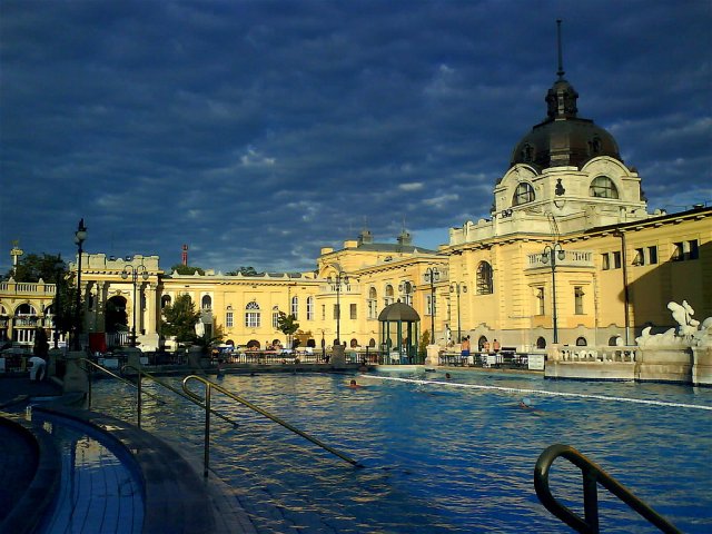Купальни Сечени, Будапешт