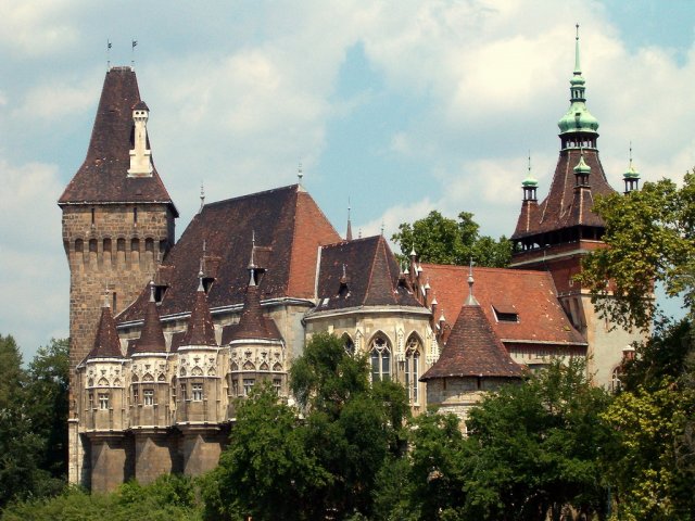 Замок Вайдахуняд, Будапешт