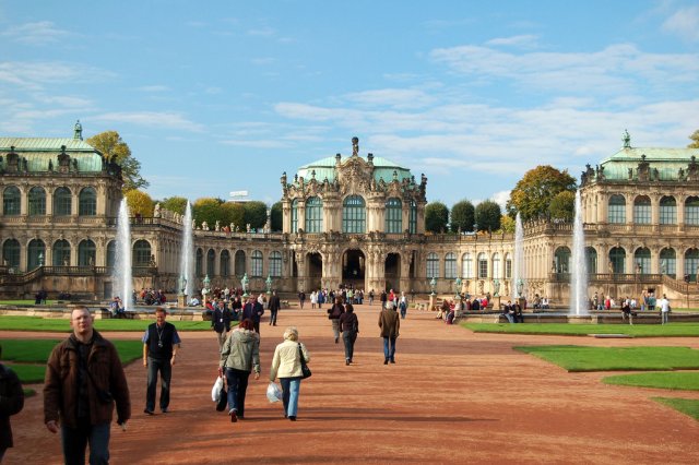Дворец Цвингер, Дрезден