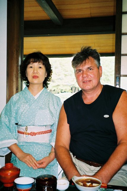 Николай Ващилин с гейшей в Осаке