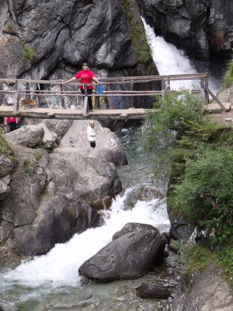У первого водопада горной Кынгарги.