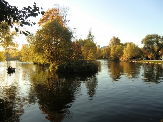 Осень в Воронцовском парке.