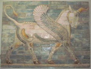Восстановлены цветные рельефы в историческом музее в городе Шуши (древней Сузы)