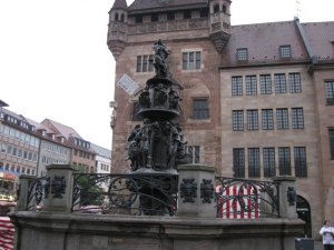 Нюрберг - фонтан
